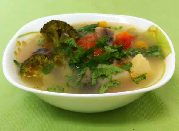 Суп овощной с грибами