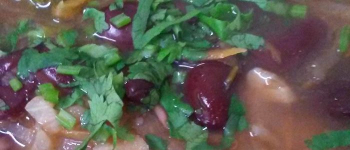 Борщ постный с брокколи и красной фасолью