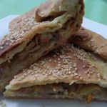 Постный пирог с капустой, репой  и грибами.