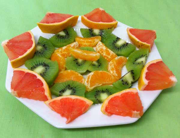 киви, грейпфрут, апельсин