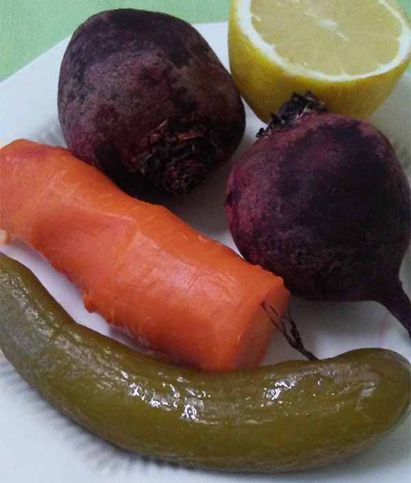 овощи свекла,морковь,огурец,маслины