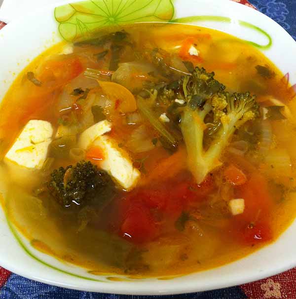 Суп овощной постный с тофу.