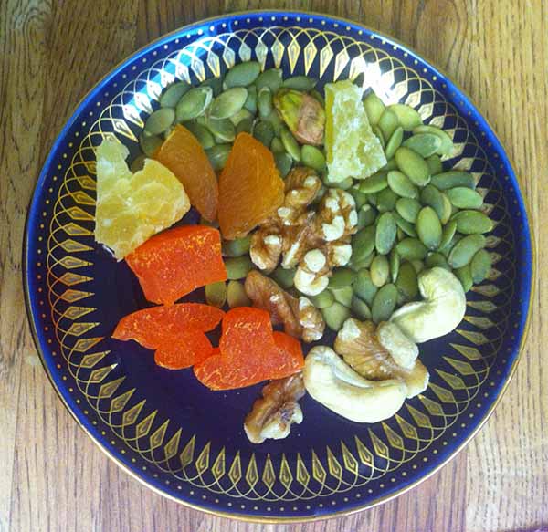 Орехи, сухофрукты