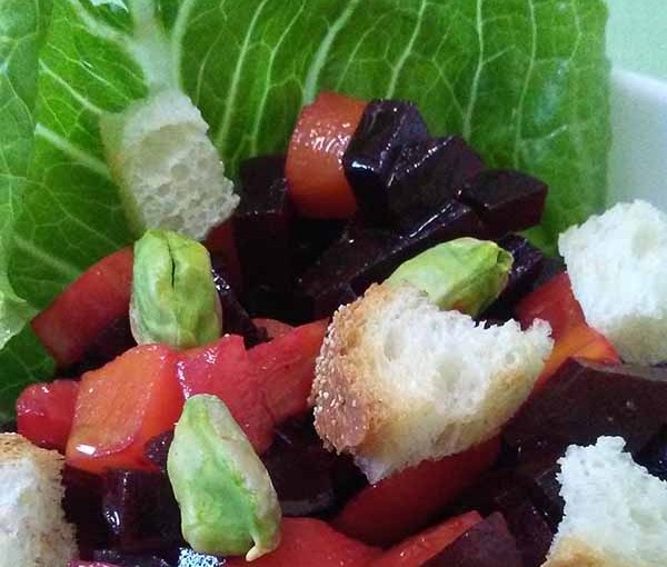 Винегрет постный с фисташками